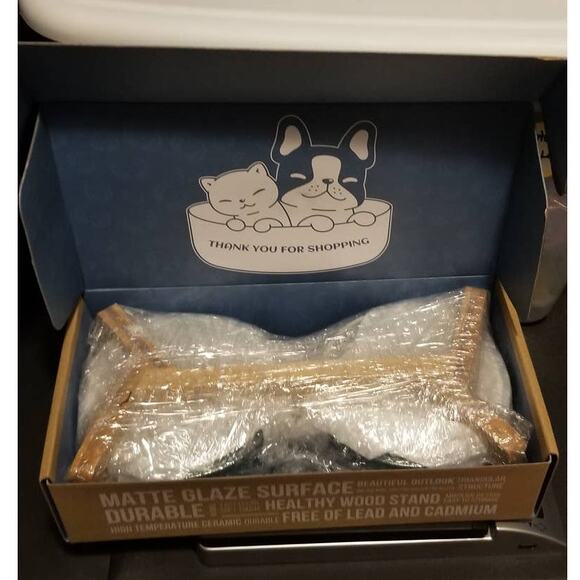 New Ceramic Small Pet Food & Water Bowl Set with Stand - Picture 6 of 6